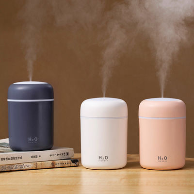 Mini refrigerador de aire portátil de 5V con luz LED de cambio de color y humidificación ultrasónica