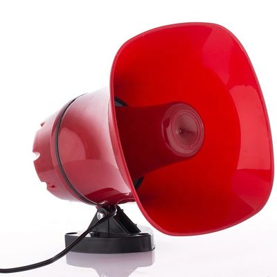 Megafono portátil con conexión de alimentación para reproductores de audio portátiles y portabilidad